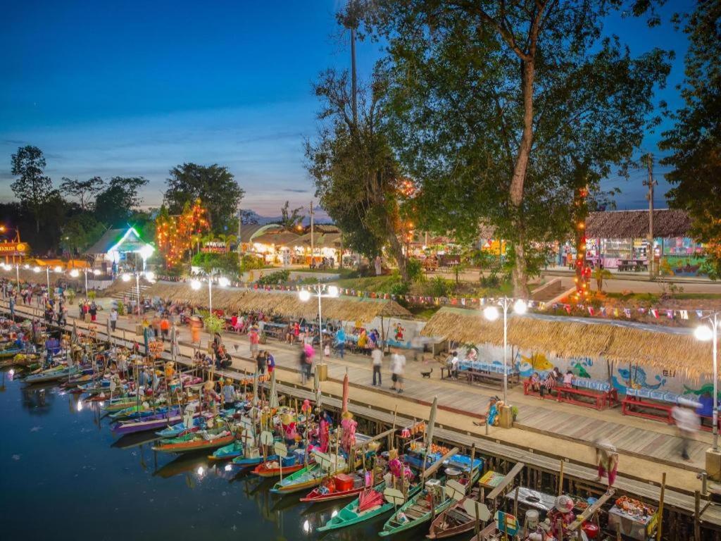 Tanaphat Hatyai Hotel Хатъяй Экстерьер фото